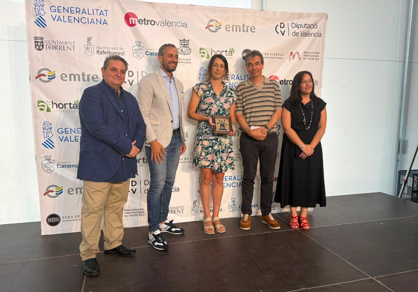 M. Furió, director of the means; A. Miguel, mayor of Alcàsser; A. Nieto, technical coordinator; A. Moncusí, vice-rector and L. Sirvent, Mancomunitat.